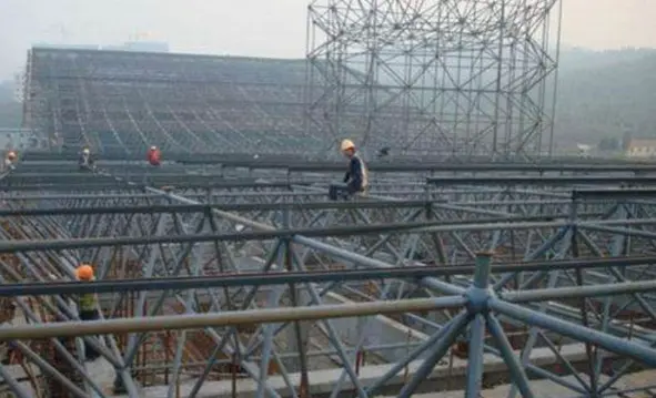 昭通水泥厂网架安装